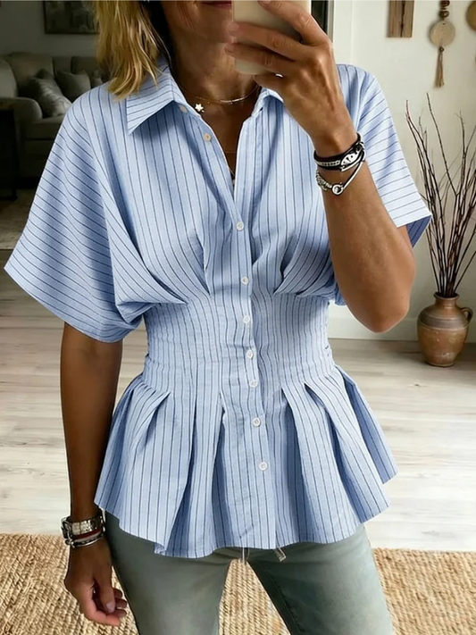 Kurzarm-Bluse mit Knopfleiste