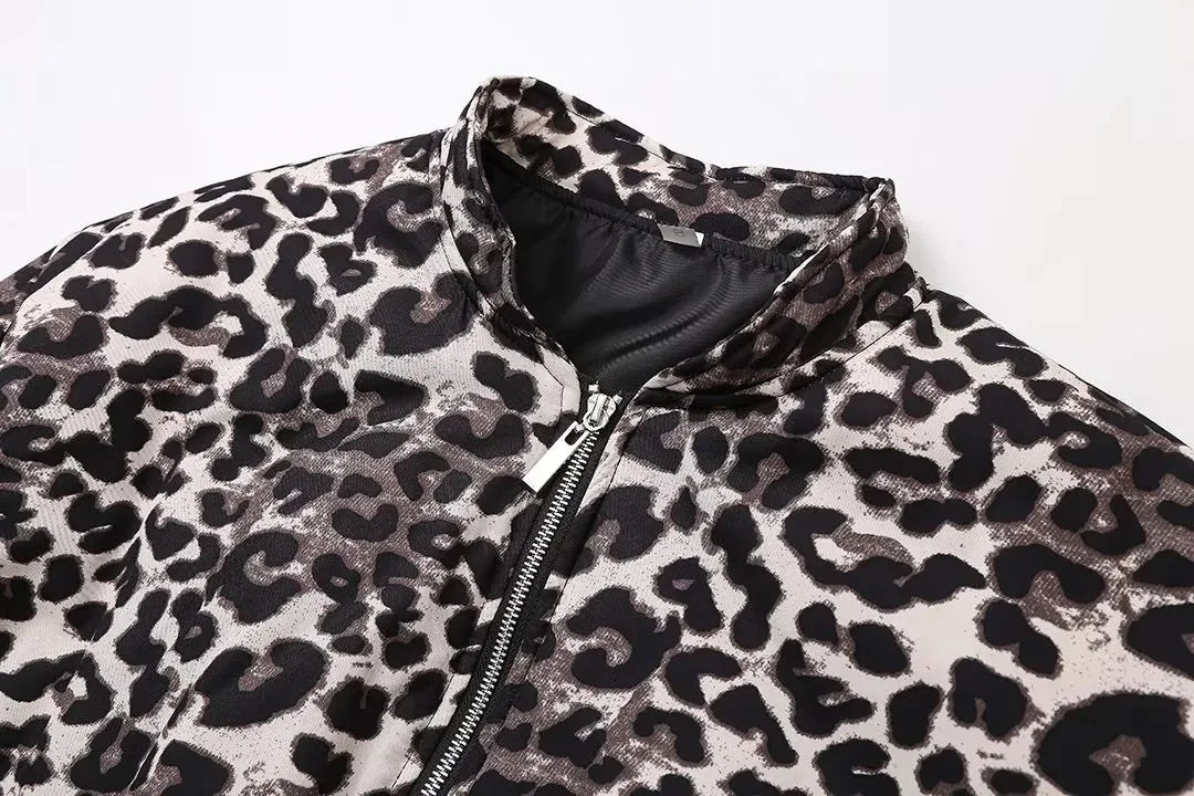 Moderne elegante leichte Damenjacke