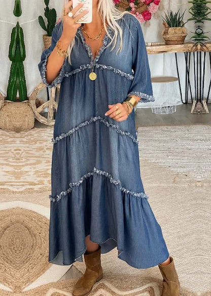 Marga® | Schickes Marineblaues Denimkleid mit V-Ausschnitt, Patchwork und Quasten