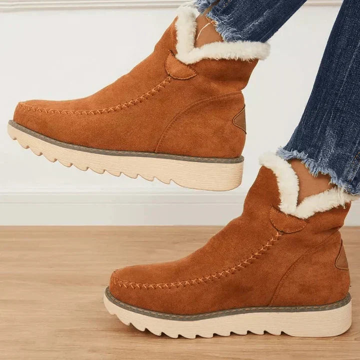 Gemütliche gestrickte Winter-Stiefeletten