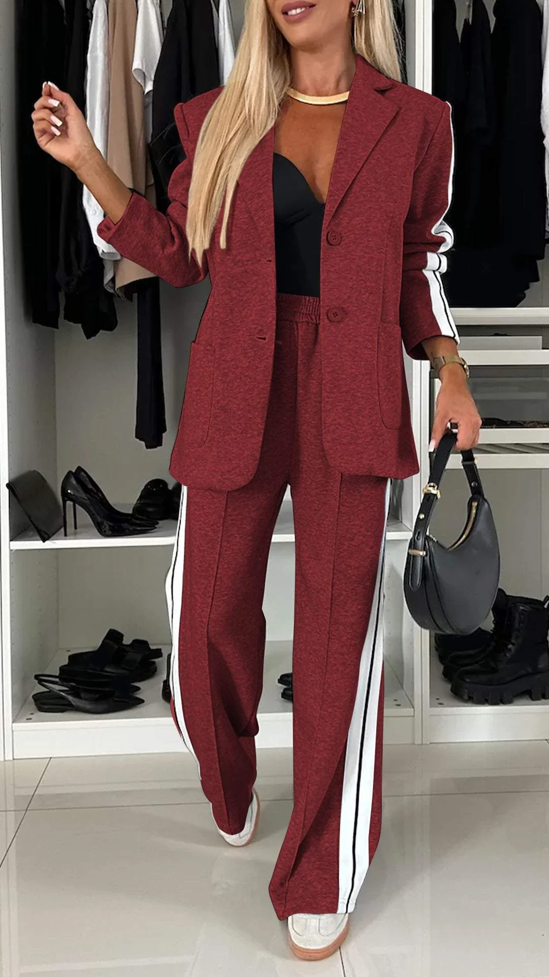 Maßgeschneiderter Blazer und Hose für mühelosen schicken Stil