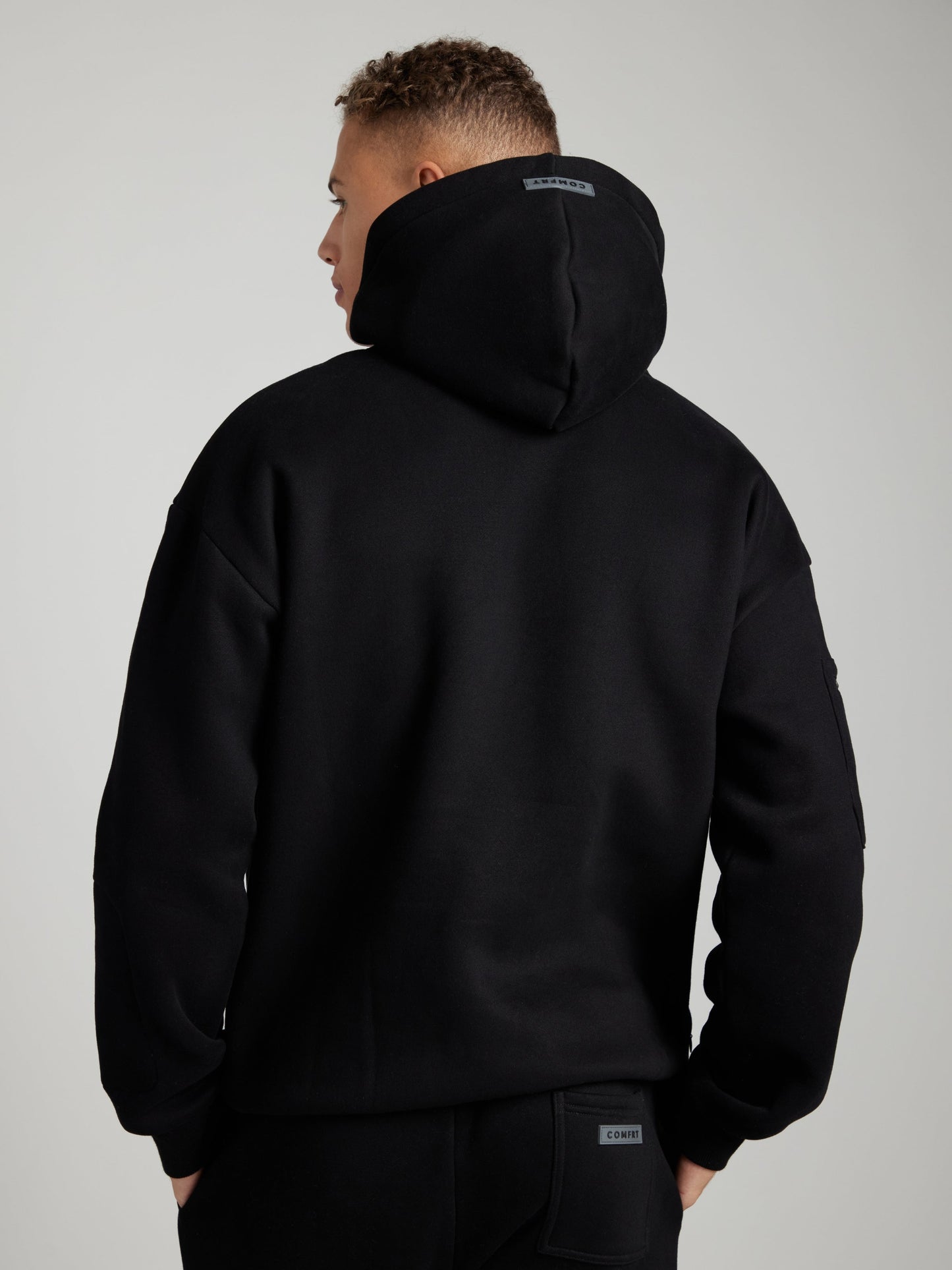 Gemütlicher Reise-Hoodie mit Flugmodus-Grafik