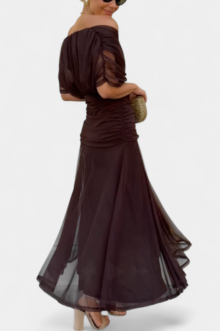 Elegantes Maxikleid für Damen mit floralen Falten