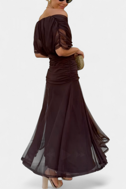 Elegantes Maxikleid für Damen mit floralen Falten