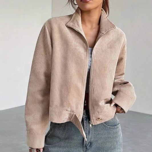 Gekürzte Cordjacke mit weitem Kragen und Reißverschlussverschluss
