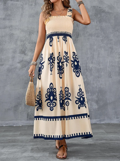Maxikleid mit geometrischem Muster und Smokdetail