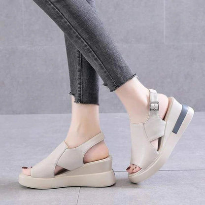 Orthopädische Damensandalen mit Fußgewölbestütze und Komfortdesign