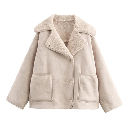 Gemütliche Mode-Essentials für Herbst und Winter 2025