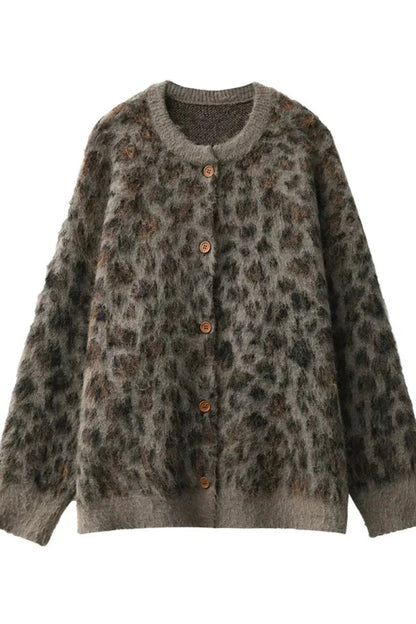 Gemütliche Strickjacke mit Leopardenmuster und einfacher Knopfleiste