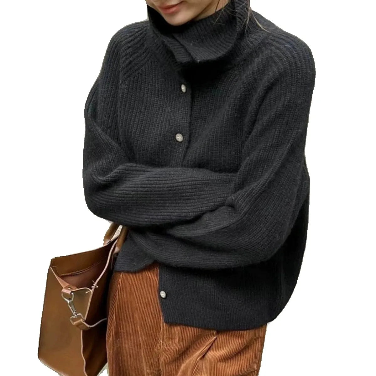 Gemütlicher Strickpullover mit Knöpfen und Rollkragen