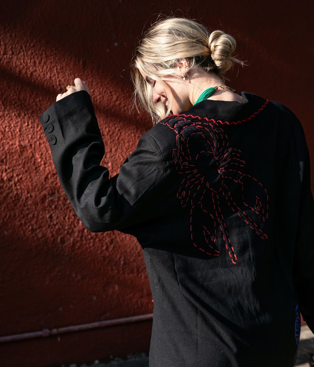 Schicker Blazer mit Hummerdruck für Küstenstil