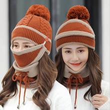 Gemütliches Strickset aus Wintermütze und Schal für Damen