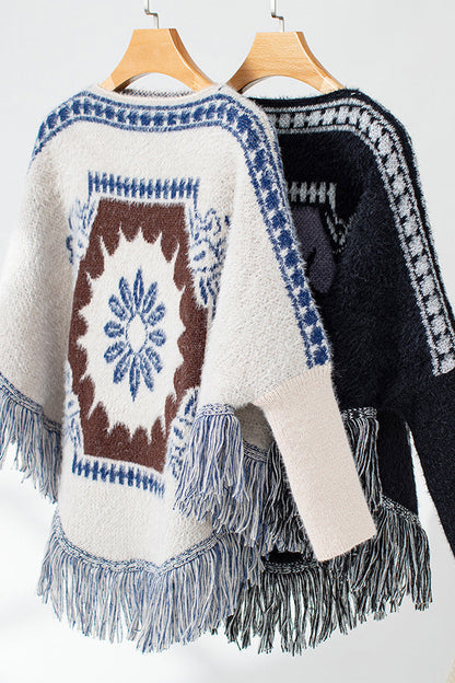 Boho Strickpullover mit Quasten-Saum