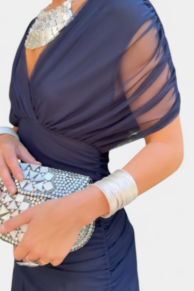 Elegantes Maxikleid für Damen mit floralen Falten