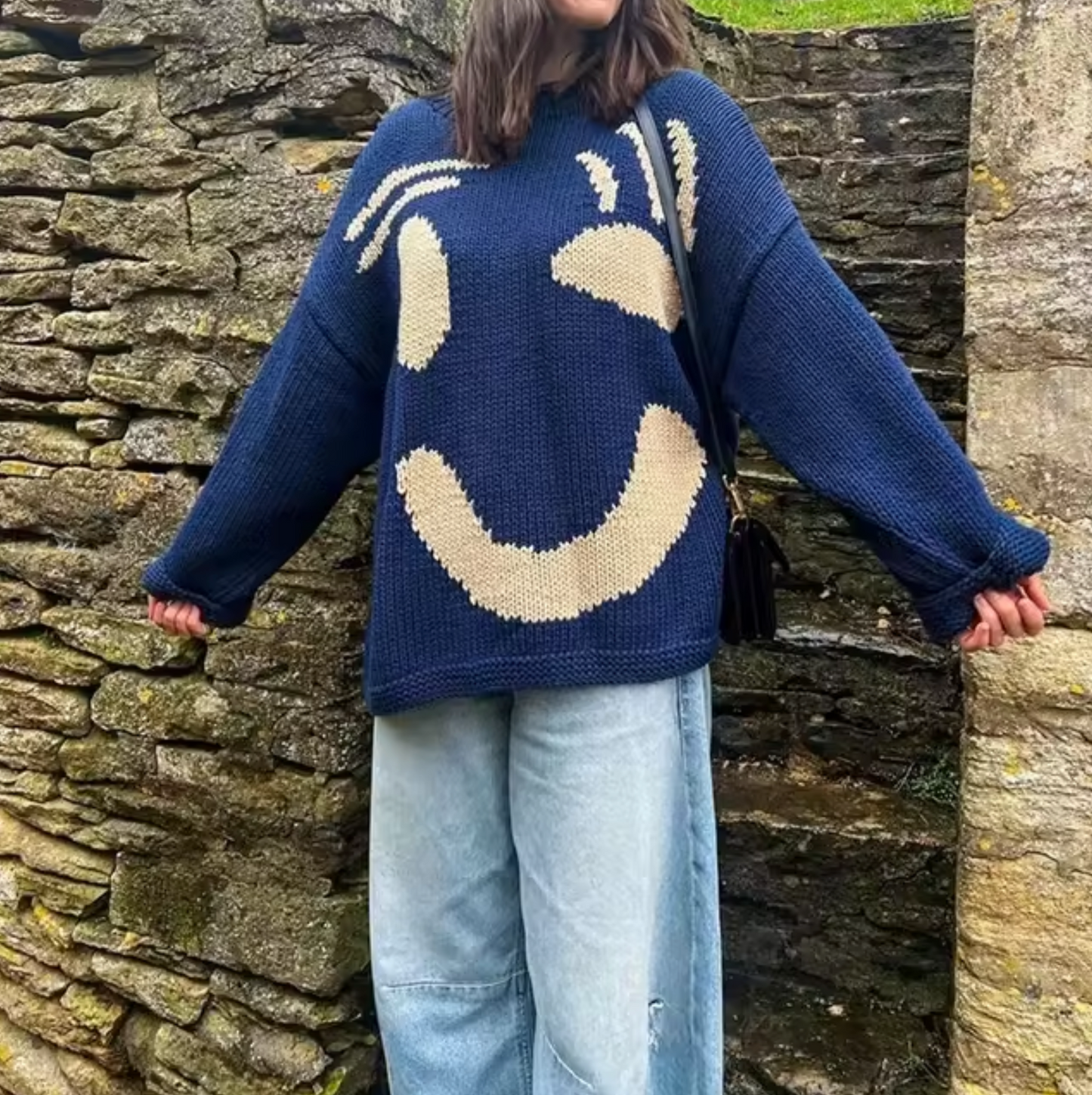 Gemütlicher übergroßer Baumwoll-Strickpullover