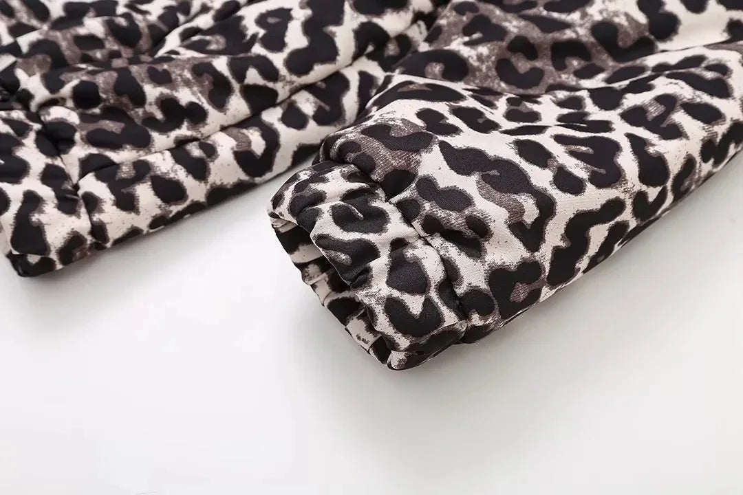 Moderne elegante leichte Damenjacke