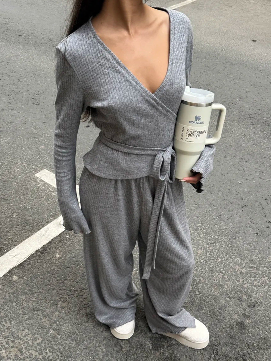 Grau geripptes Strick Crop-Top mit langen Ärmeln und weitem Hosen-Set
