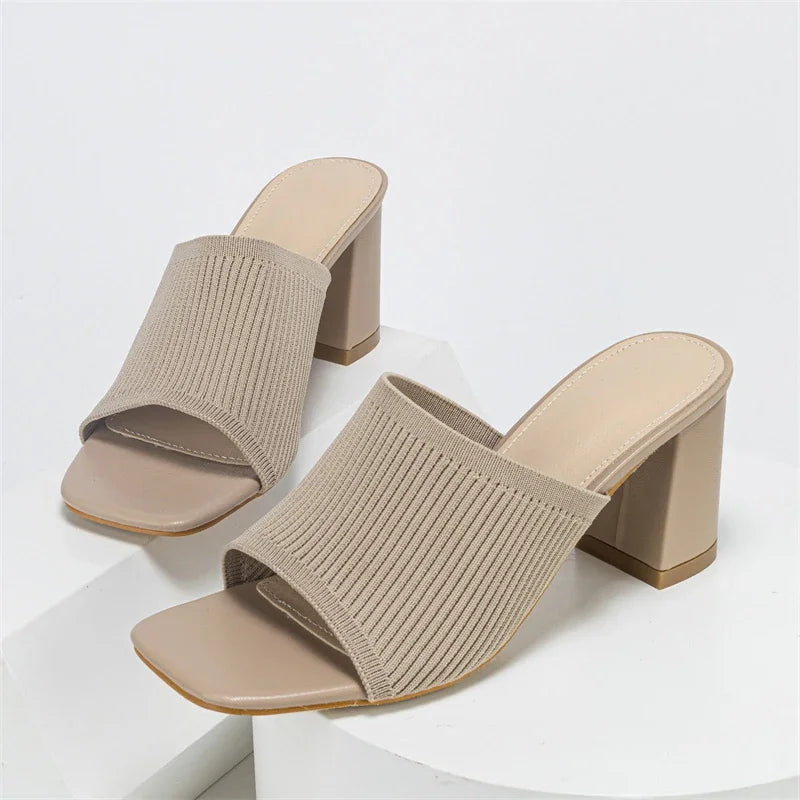 Orthopädische Absätze für Damen – Elegant & Stützend