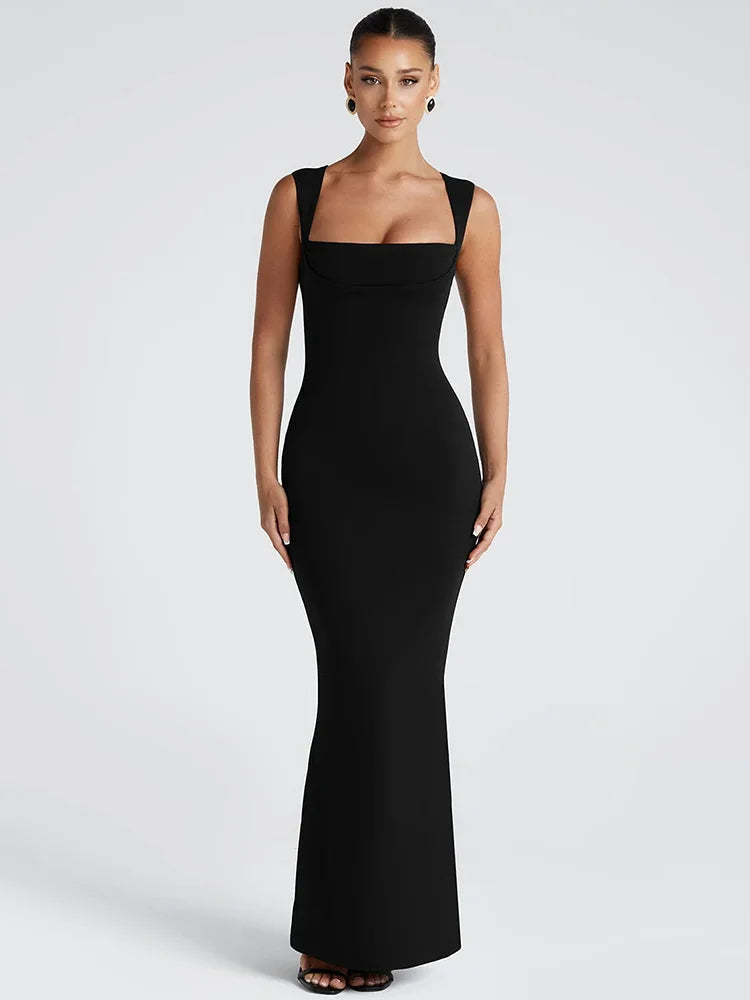 Maxikleid mit quadratischem Ausschnitt, figurbetont, skulpturales Abendkleid