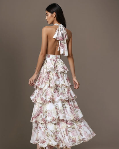 Maxikleid mit Blumenmuster, Neckholder, Stufen und Volants, Taillendetail
