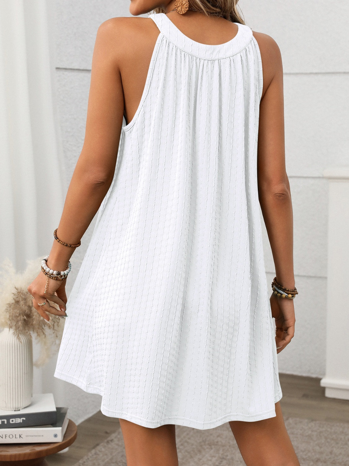 Oli® | Strukturiertes Mini-Kleid mit griechischem Ausschnitt
