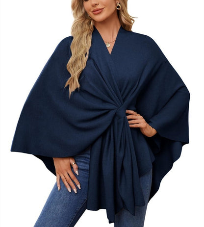 Weicher eleganter Schal-Poncho für gemütlich-schicke Lagenlooks
