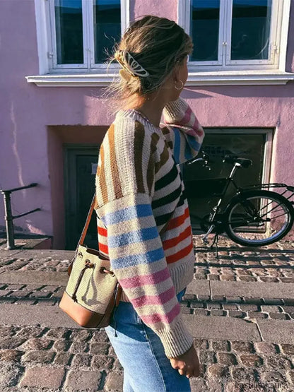 Bunt gestreifter Vintage-Strickpullover mit Rundhalsausschnitt