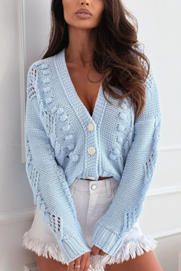 Gemütliche Strick-Cardigan mit Knöpfen