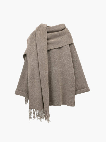 Moderner Mantel mit durchgehender Knopfleiste und passendem Quasten-Schal-Set