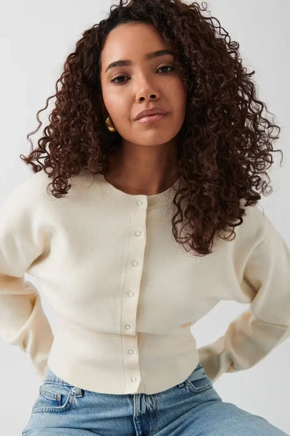Elegante Bluse mit Knopfleiste, vielseitigem geradem Schnitt und Manschettendetails