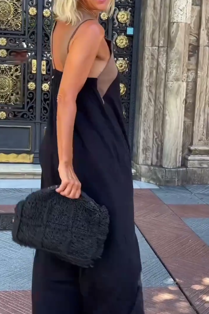 Ärmelloses Cross-Halter-Kleid mit geformter Silhouette