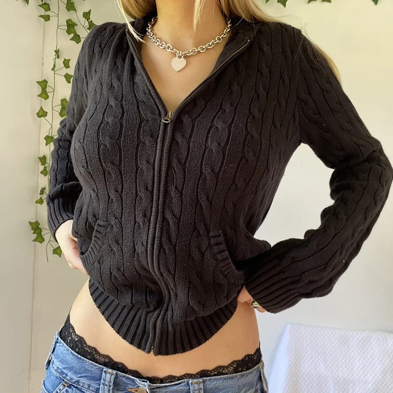Gemütlicher Kapuzen-Strickcardigan mit Knopfverschluss vorne