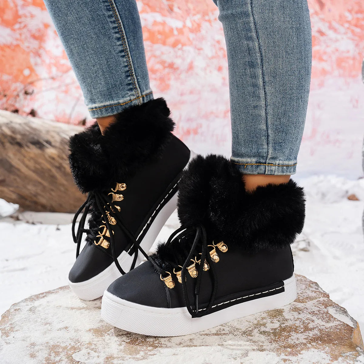 Gemütliche Woll-Schnürstiefel für Damen für den Winter