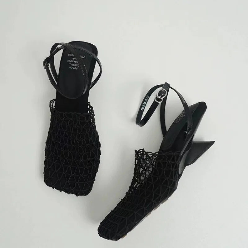 Stylische leichte Sommerschuhe für Damen