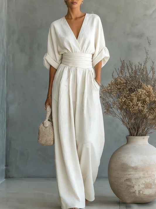 Eleganter Overall mit V-Ausschnitt, hoher Taille und weitem Bein