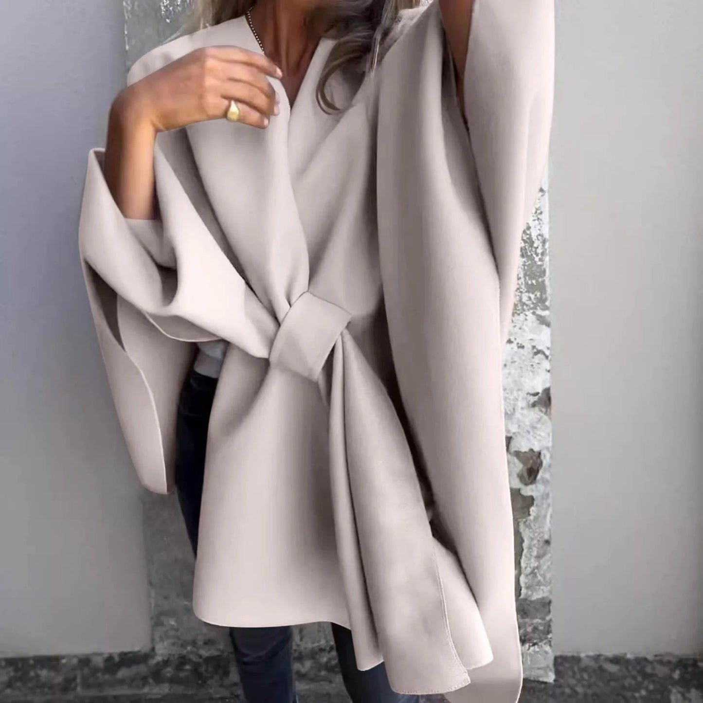 Gemütlicher langer Strickcardigan mit Fledermausärmeln