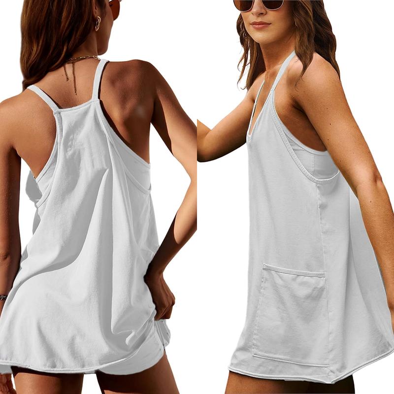 Bequemes Minikleid mit Trägern und integrierten Shorts