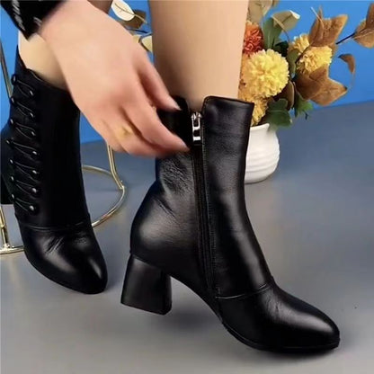 Kaity® | Elegante Stiefel mit seitlichen Knöpfen