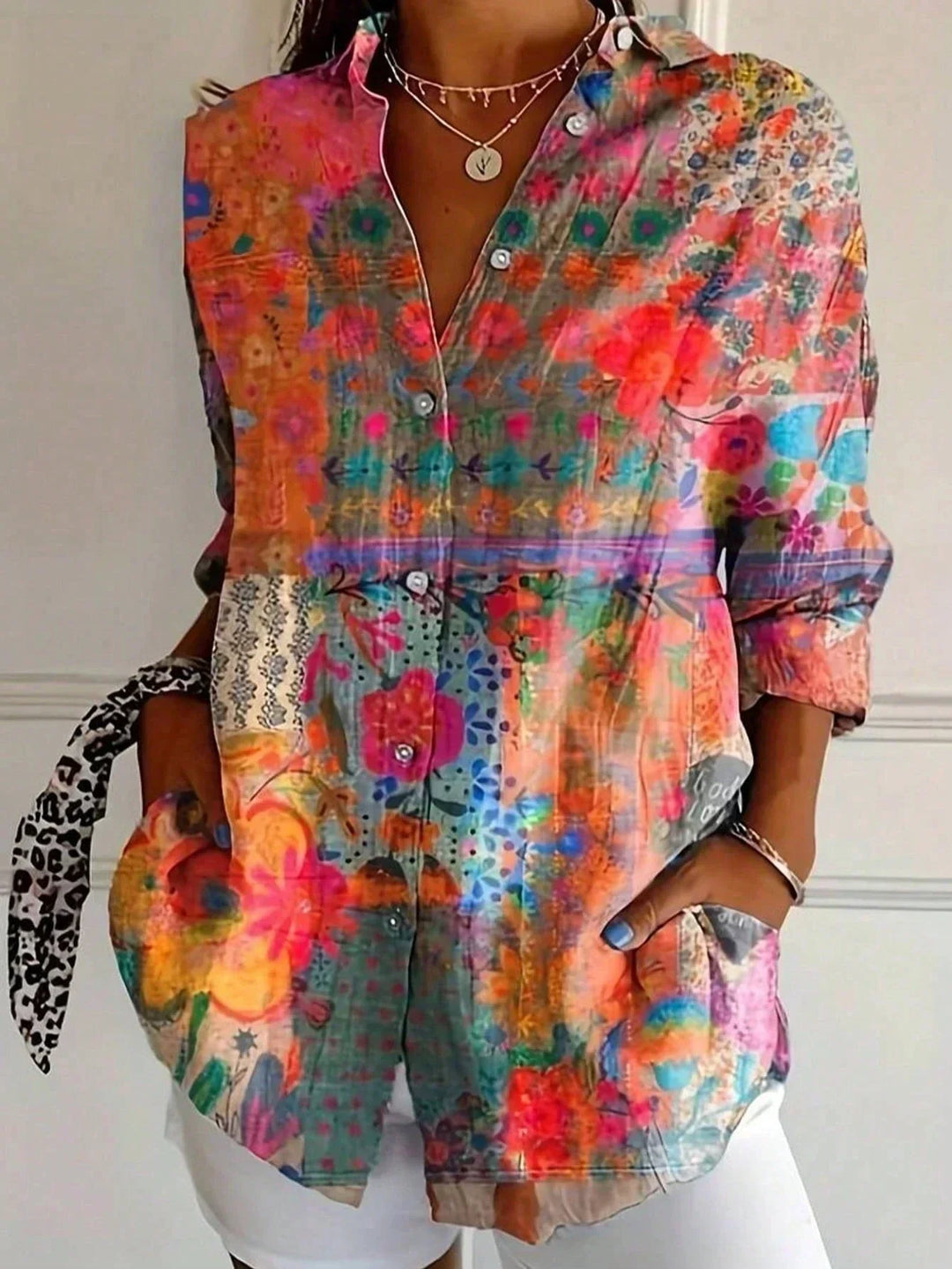 Elegantes Langarmhemd mit buntem Muster