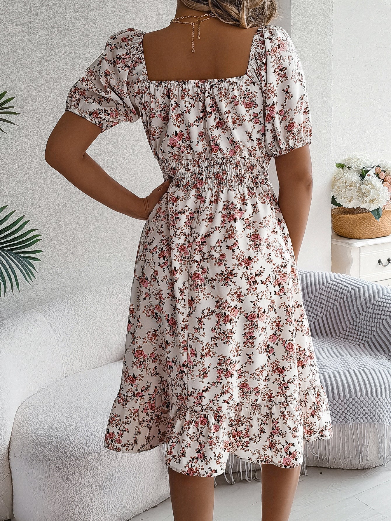 Luisa® | Feminines Blumenkleid mit Puffärmeln