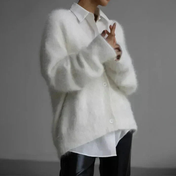 Gemütlicher Damen-Cardigan mit lockerem Schnitt und V-Ausschnitt