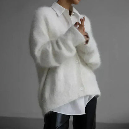 Gemütlicher Damen-Cardigan mit lockerem Schnitt und V-Ausschnitt