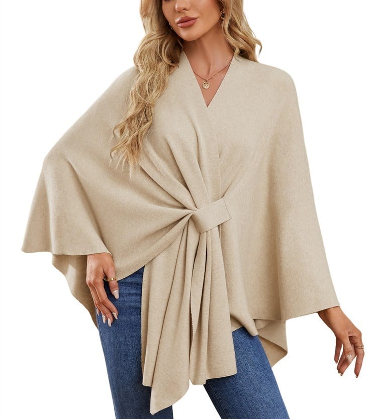Weicher eleganter Schal-Poncho für gemütlich-schicke Lagenlooks