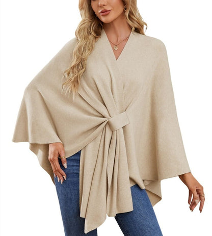 Weicher eleganter Schal-Poncho für gemütlich-schicke Lagenlooks