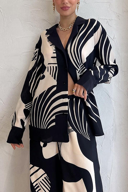 Weekend Escape bedruckte Drapé-Bluse mit kontrastierenden Besätzen