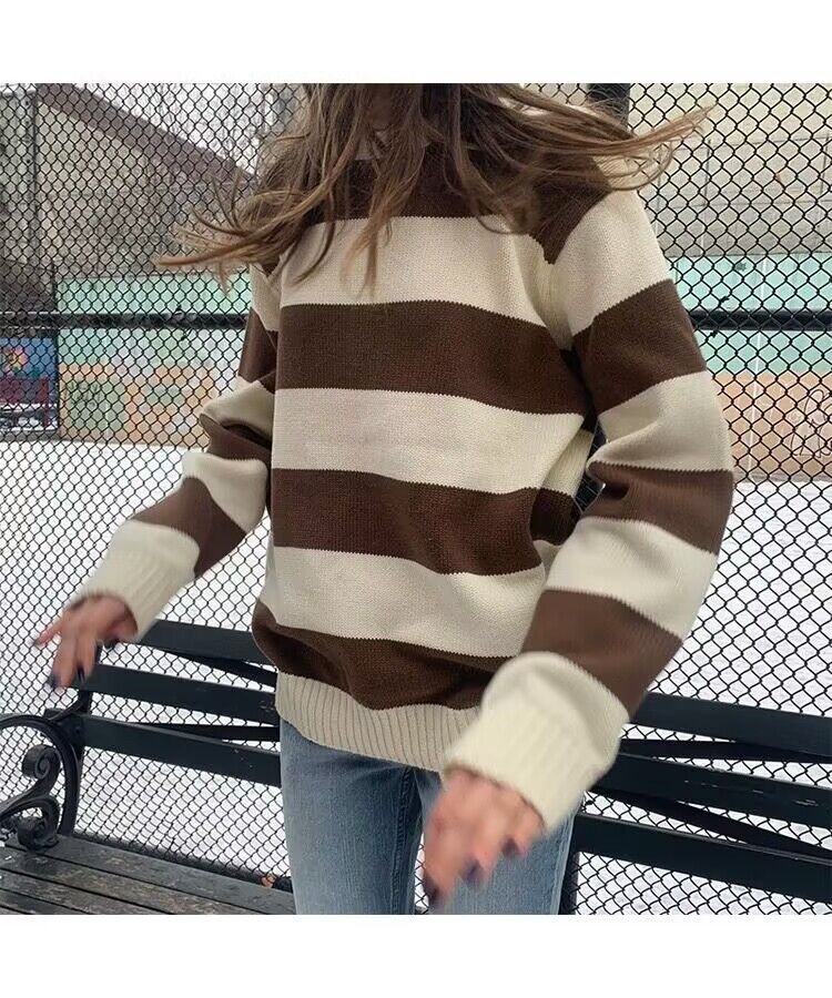Gemütlicher gestreifter Rundhalsausschnitt Strickpullover