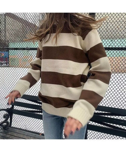 Gemütlicher gestreifter Rundhalsausschnitt Strickpullover