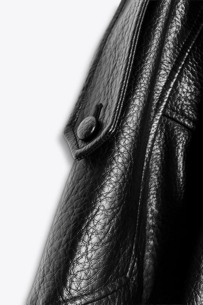 Schwarze Jacke aus Kunstleder