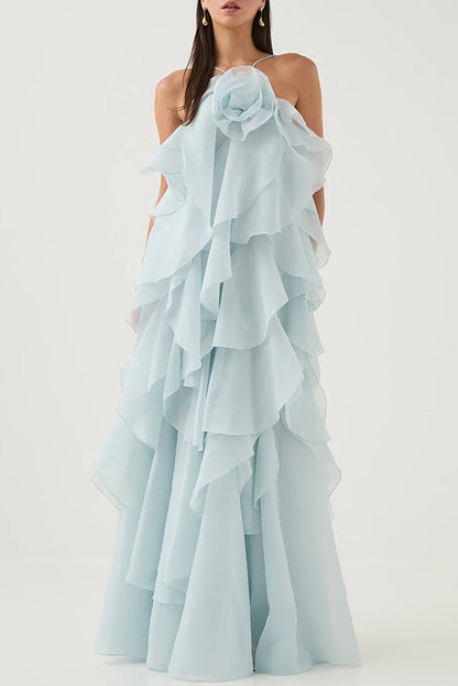Gestuftes Maxikleid mit Volants, Neckholder und Rosendetail