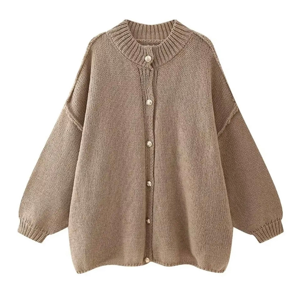Gemütlicher übergroßer Strickcardigan-Pullover